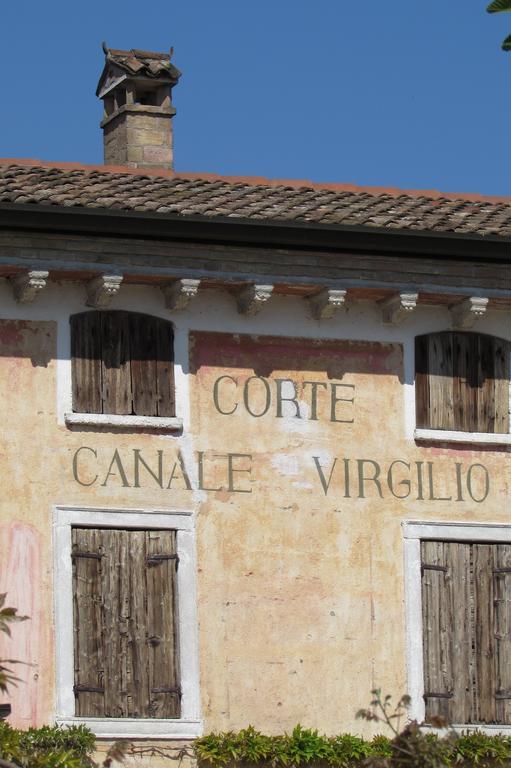 Corte Canale Virgilio Hotell Volta Mantovana Eksteriør bilde